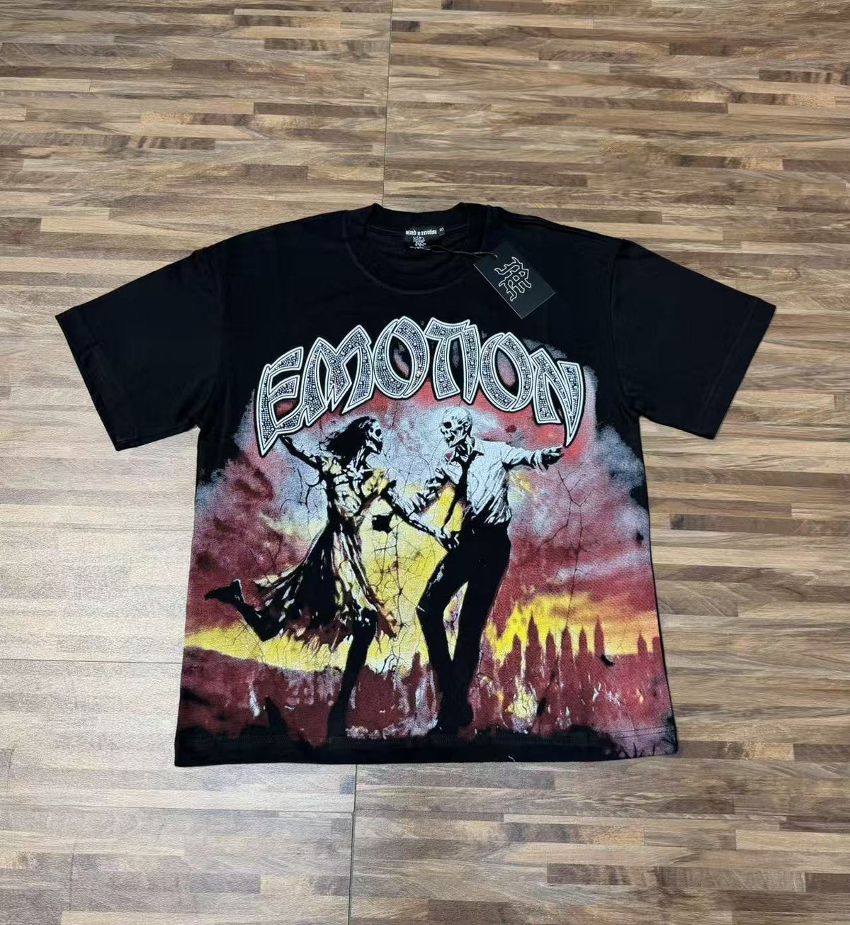 MIXED EMOTION Skeleton Graphic T-Shirt — front