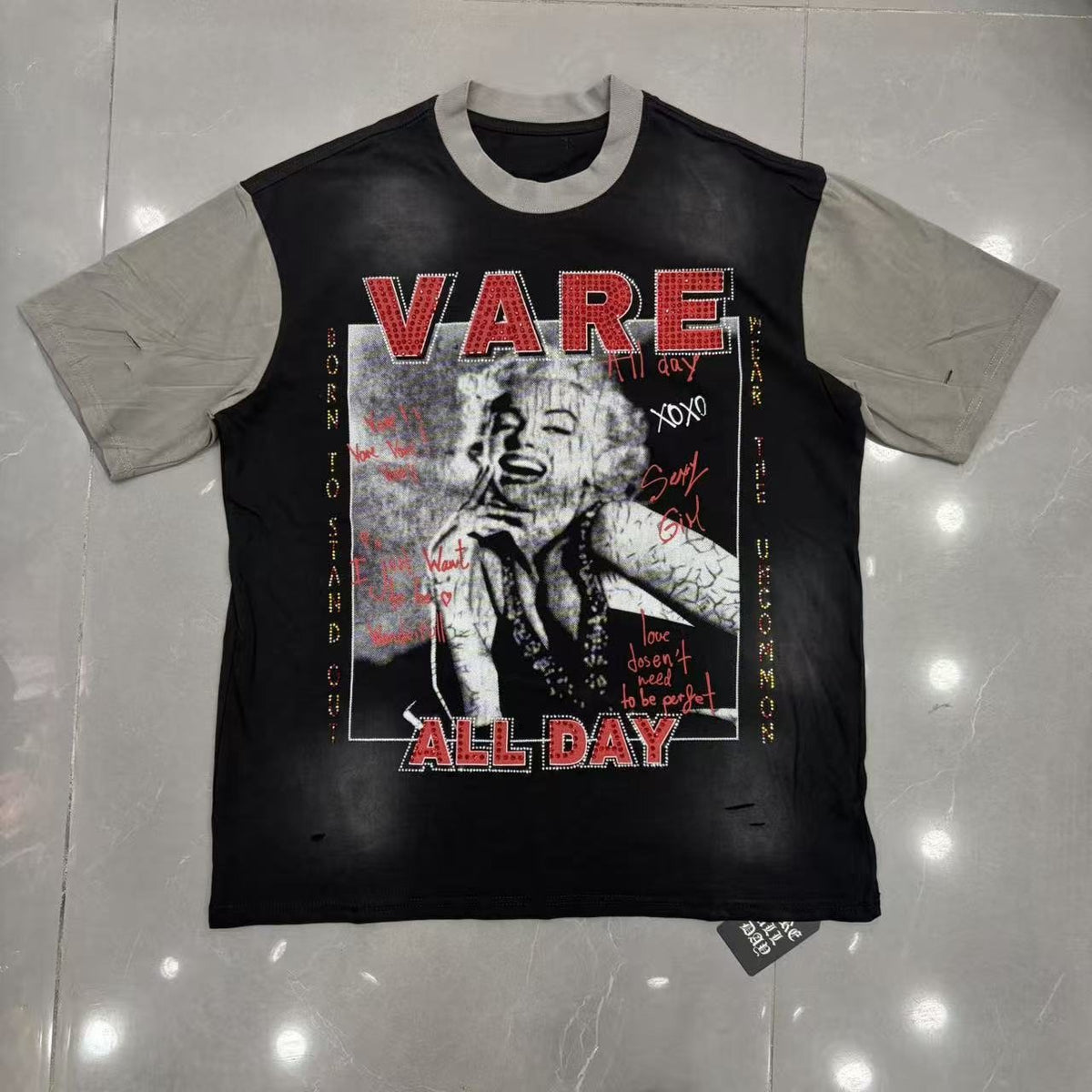 VARE ALL DAY Portrait Graphic Contrast-Sleeve T-Shirt — hero